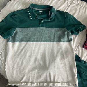 2 mens Large Old Navy Polo style shirts